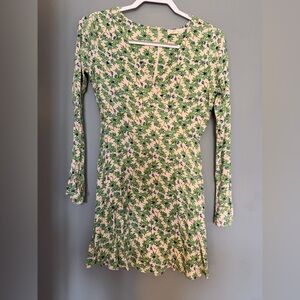Chelsea & Violet Green and Cream Floral Dress